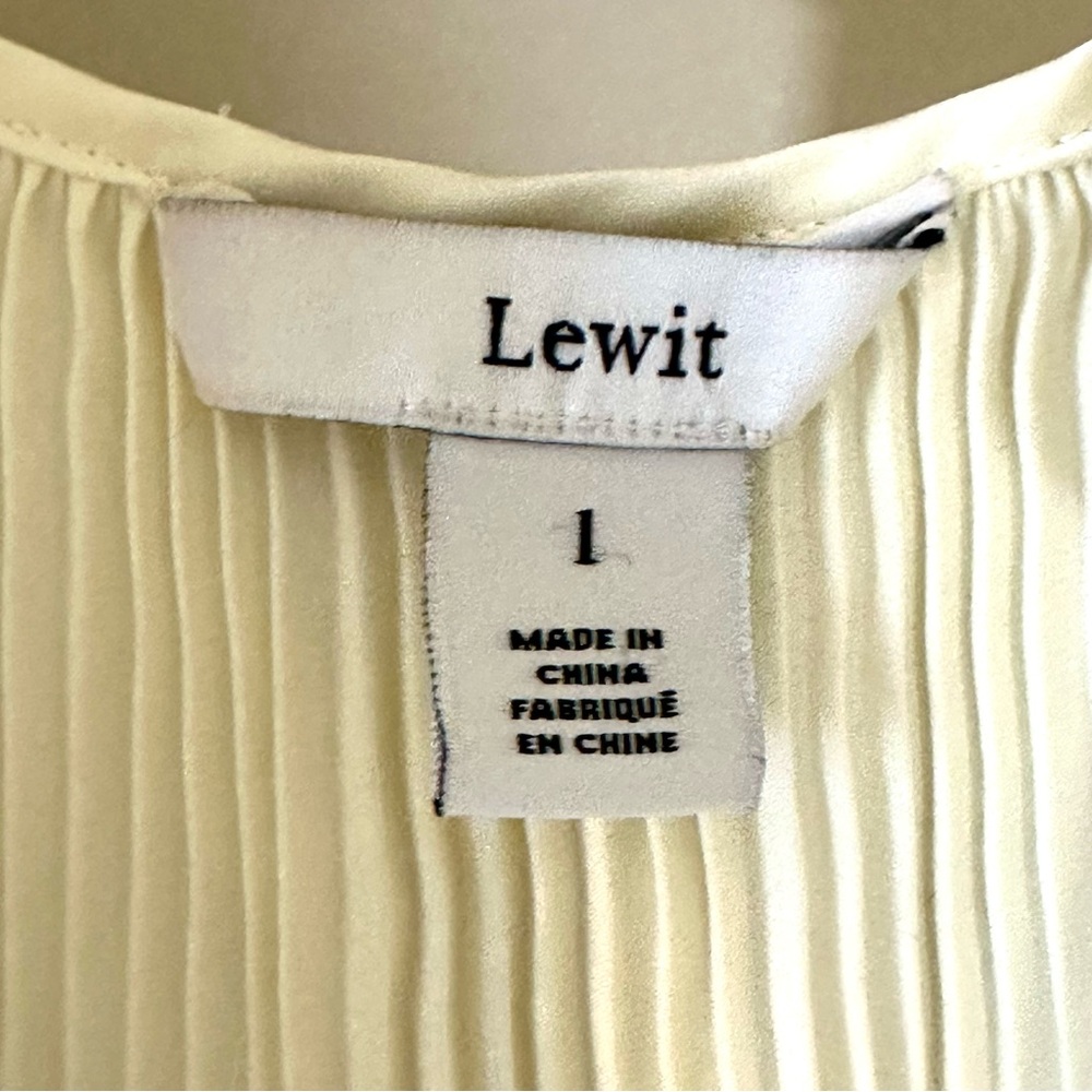Lewit Pleated Ivory Tank Top Designer Flowy Tiered Blouse Minimal Chic - Picture 4 of 5